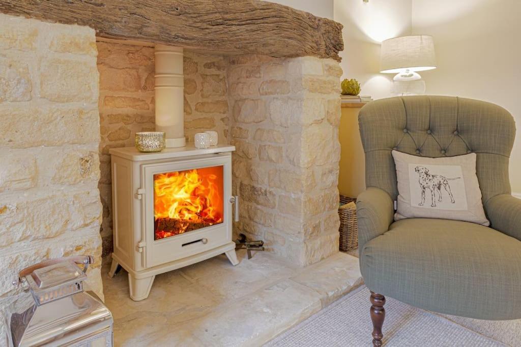 East Barn Cottage - Refurbished Barn Conversion! Weston Subedge Экстерьер фото