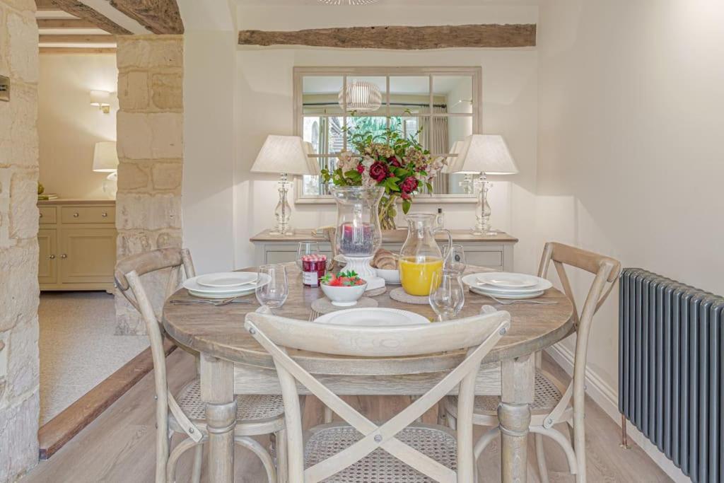 East Barn Cottage - Refurbished Barn Conversion! Weston Subedge Экстерьер фото